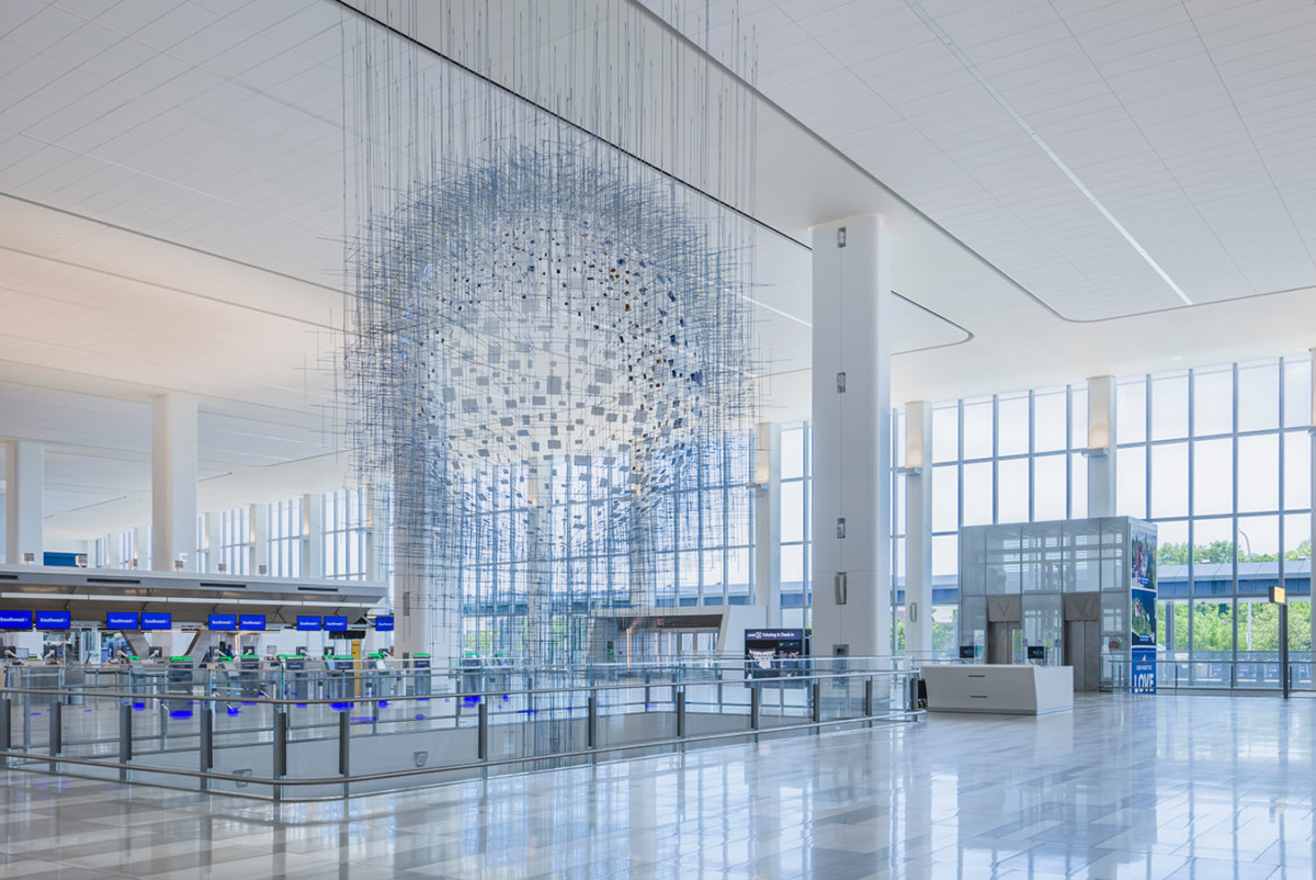 LaGuardia Airport Opens New Terminal B Headhouse - HOK