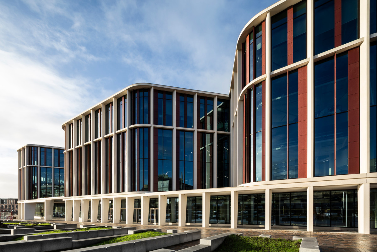 University of Glasgow Advanced Research Centre - HOK